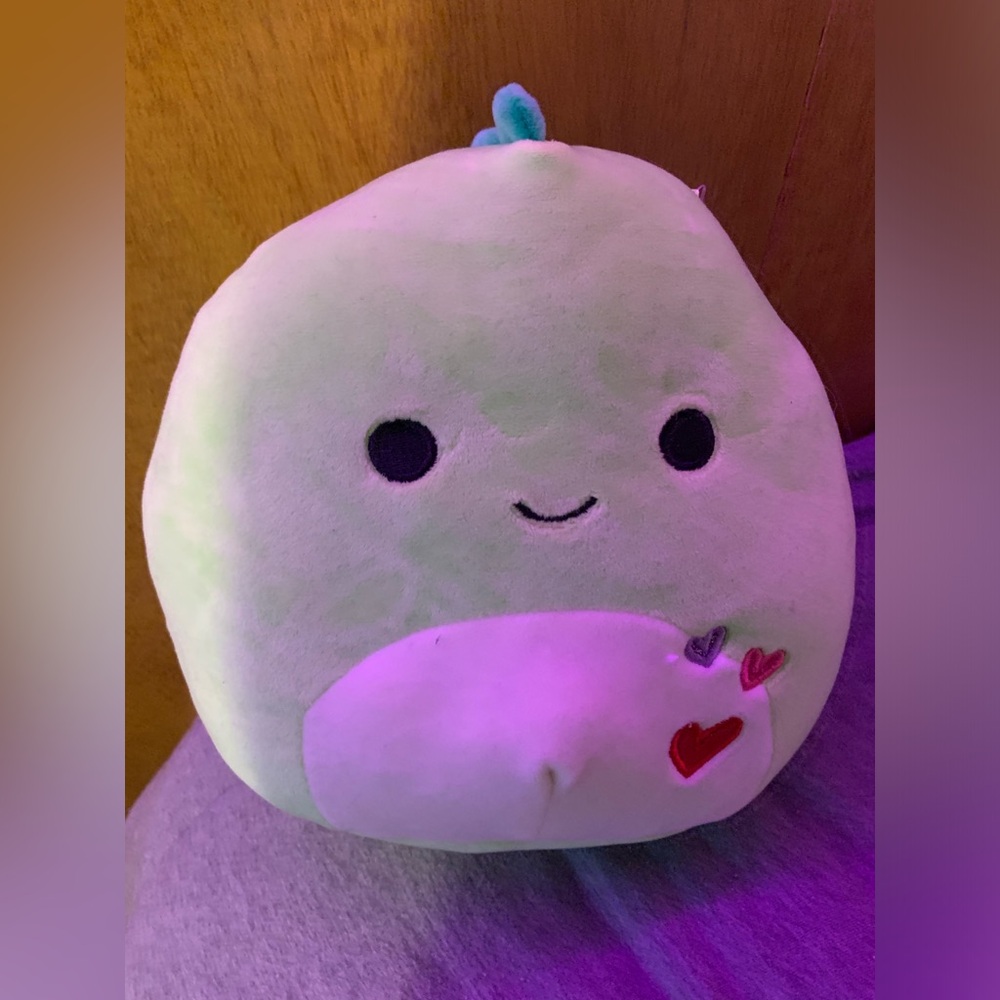 I’m selling Squish mellows!